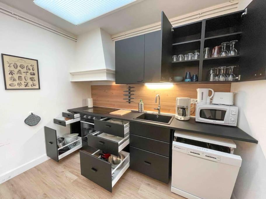 4 Chambres - Grande Maison - Parking - Jardin Amiens Luaran gambar