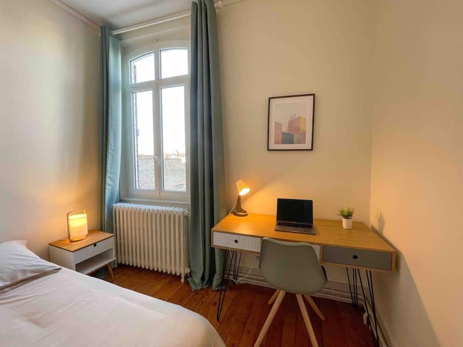 4 Chambres - Grande Maison - Parking - Jardin Amiens Luaran gambar