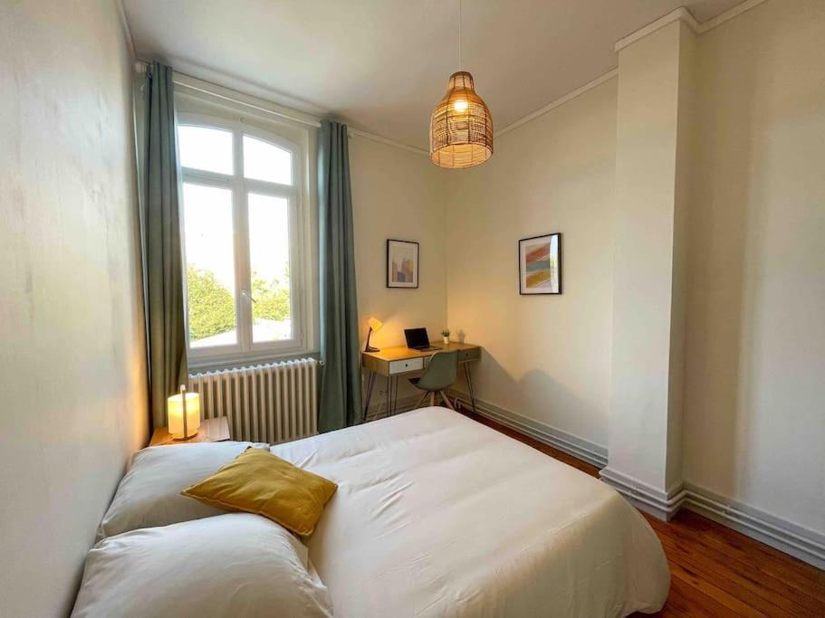 4 Chambres - Grande Maison - Parking - Jardin Amiens Luaran gambar