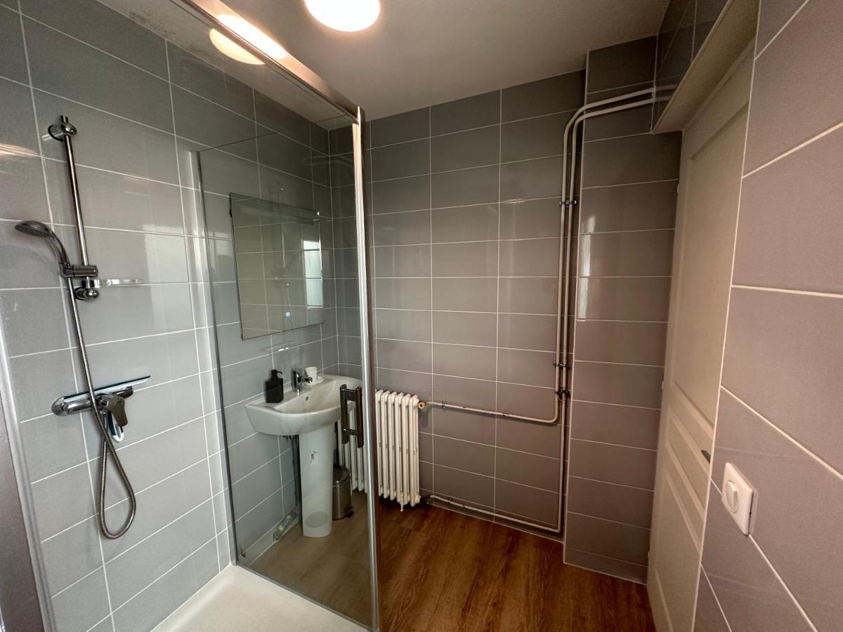 4 Chambres - Grande Maison - Parking - Jardin Amiens Luaran gambar
