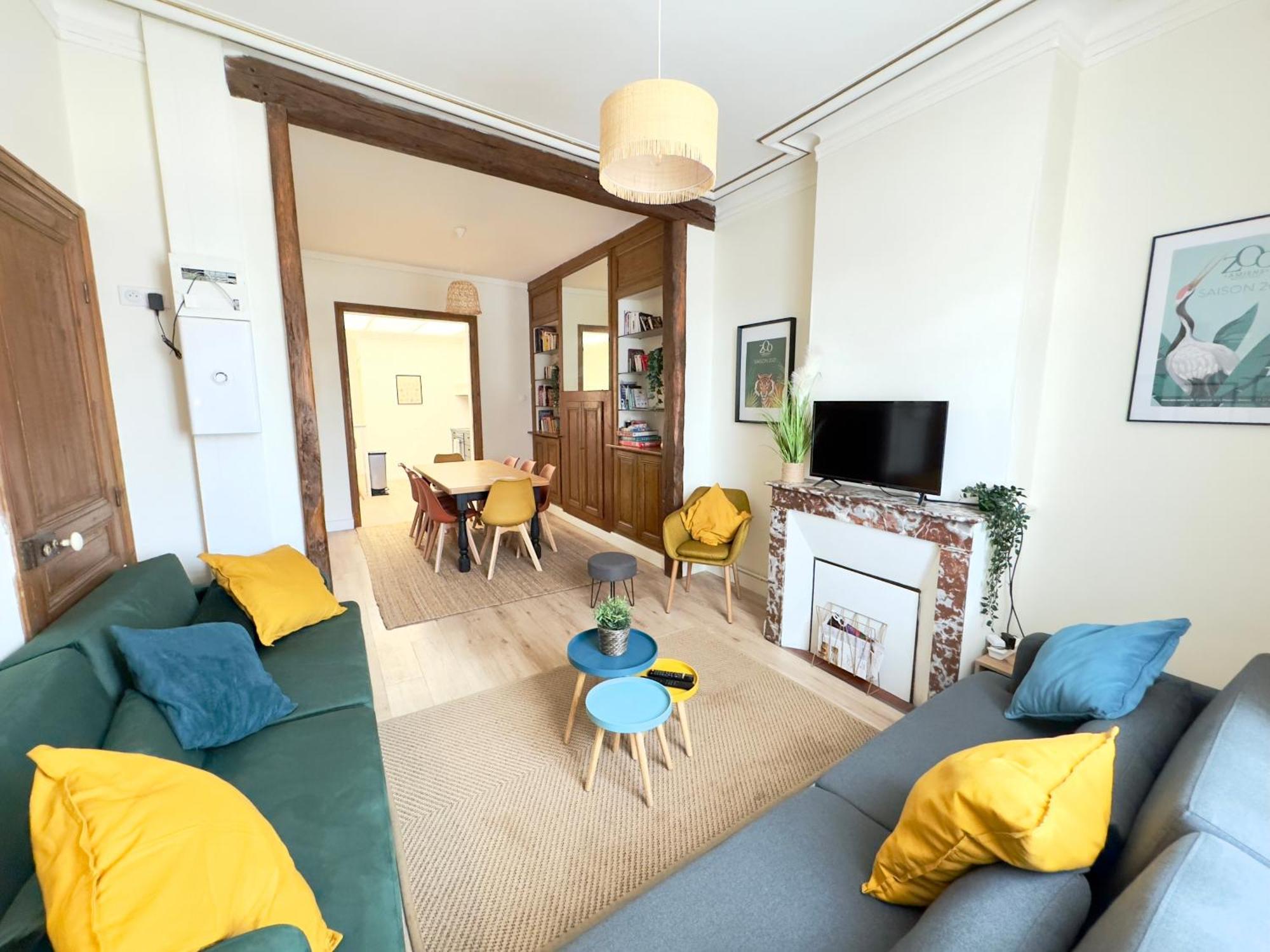 4 Chambres - Grande Maison - Parking - Jardin Amiens Luaran gambar