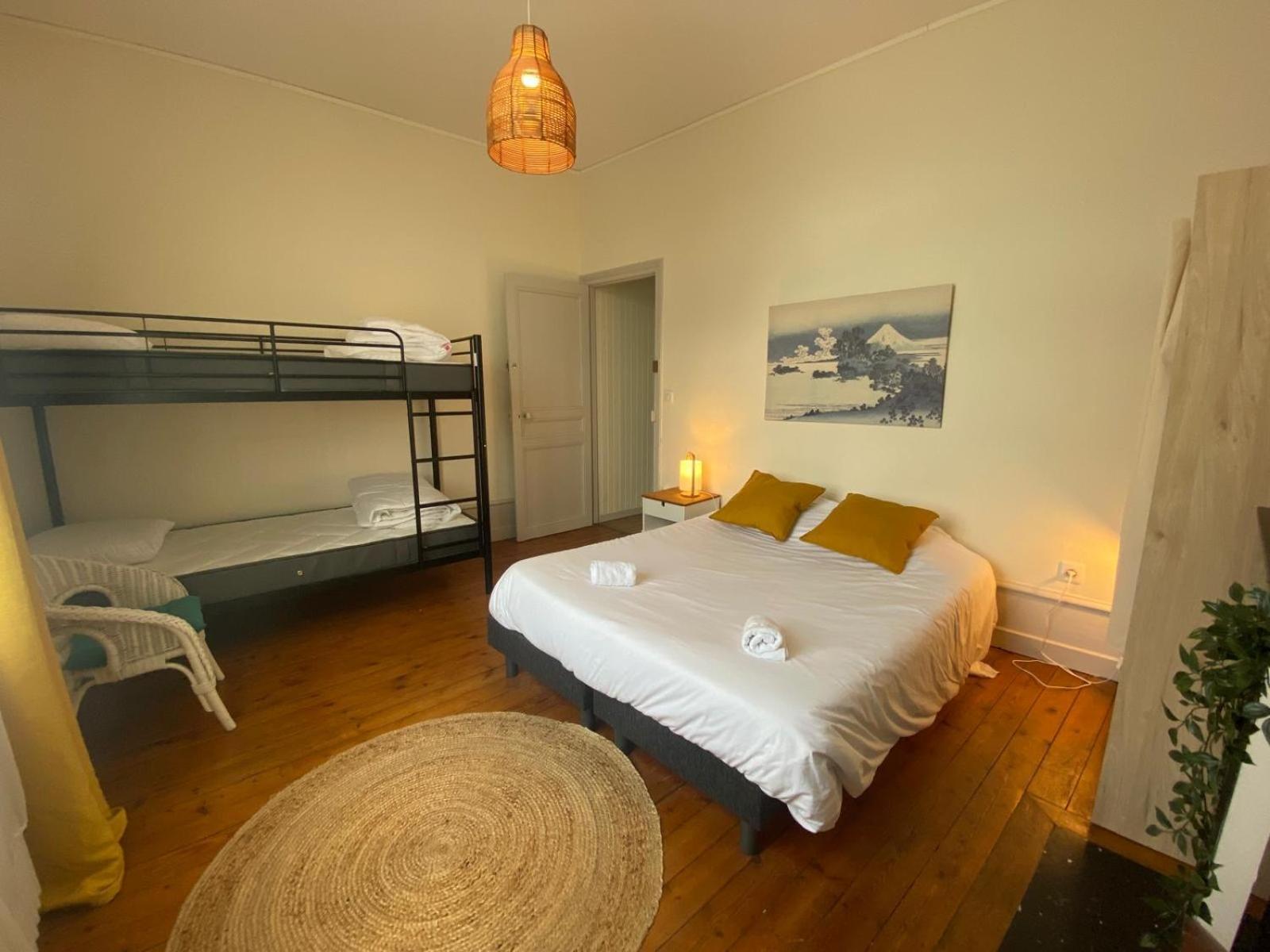 4 Chambres - Grande Maison - Parking - Jardin Amiens Luaran gambar